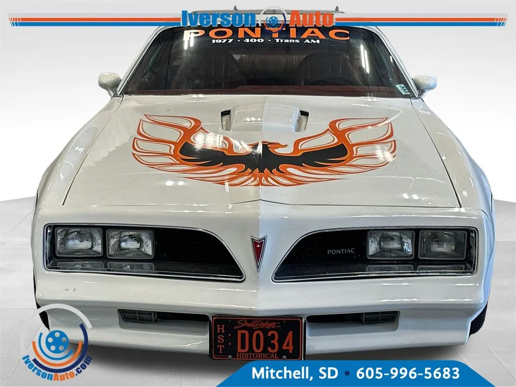 Used 1977 White Pontiac Trans Am image 2