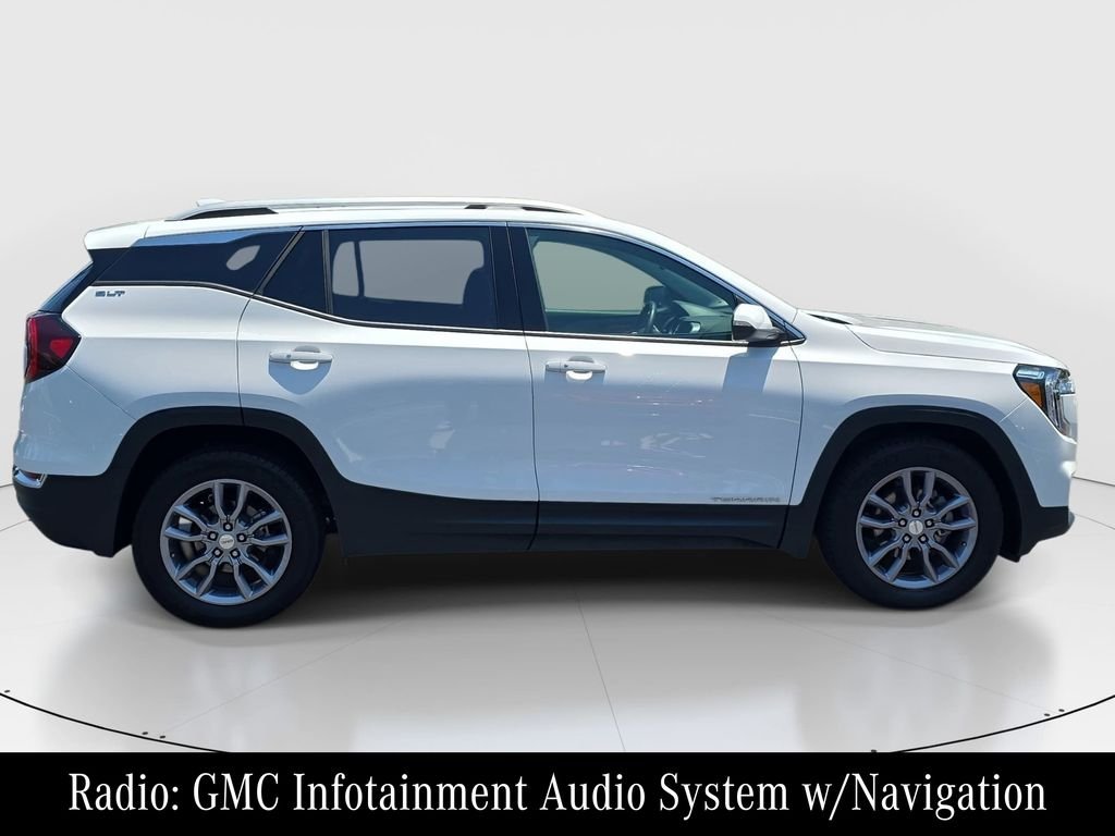 Used 2023 White GMC SLT image 4