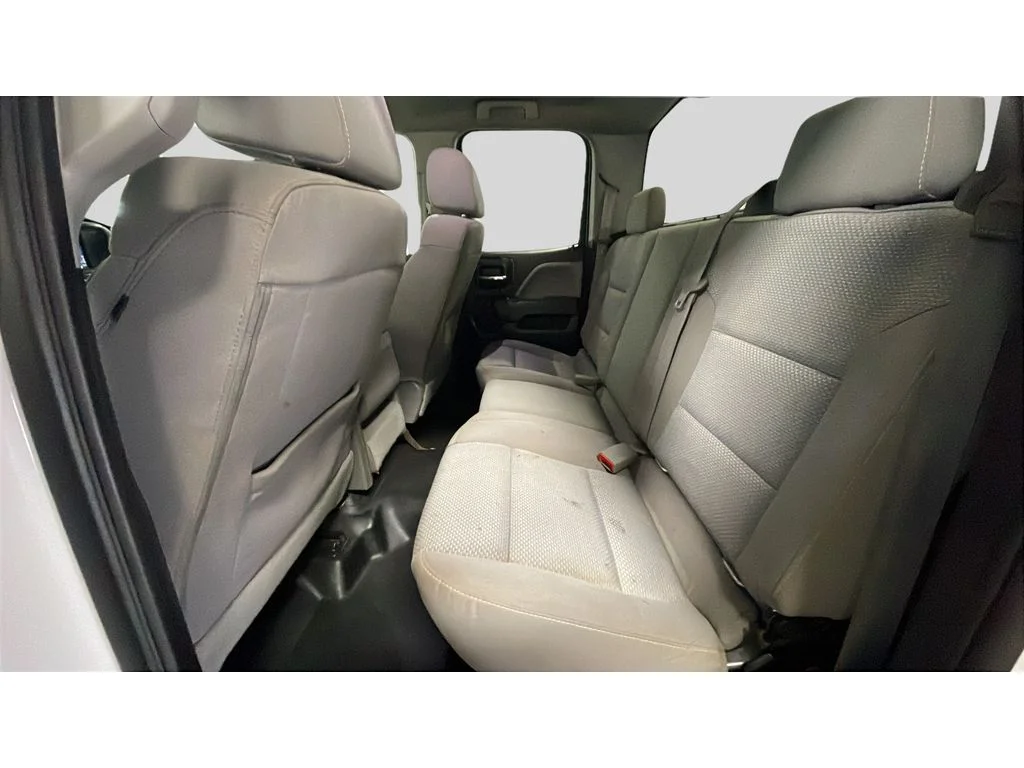 Used 2016 Summit White Chevrolet Work Truck image 15
