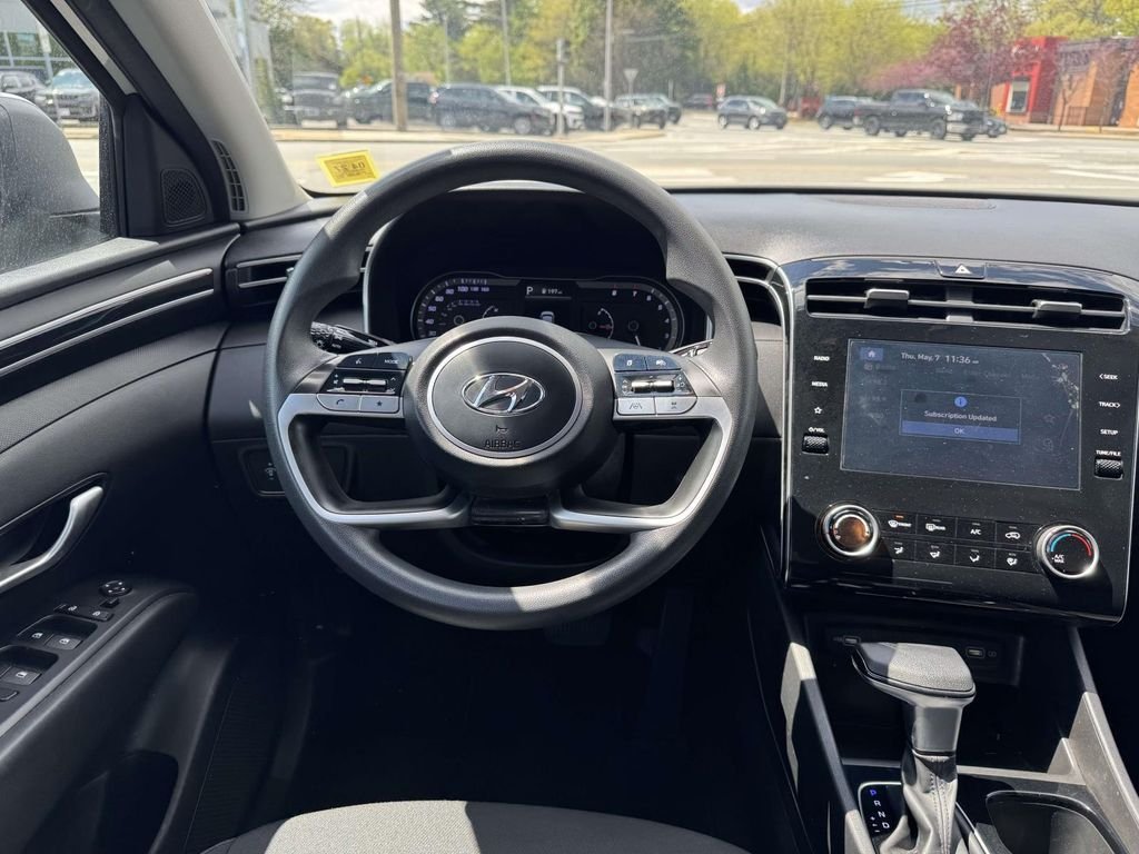 Used 2023 Silver Hyundai SEL image 11