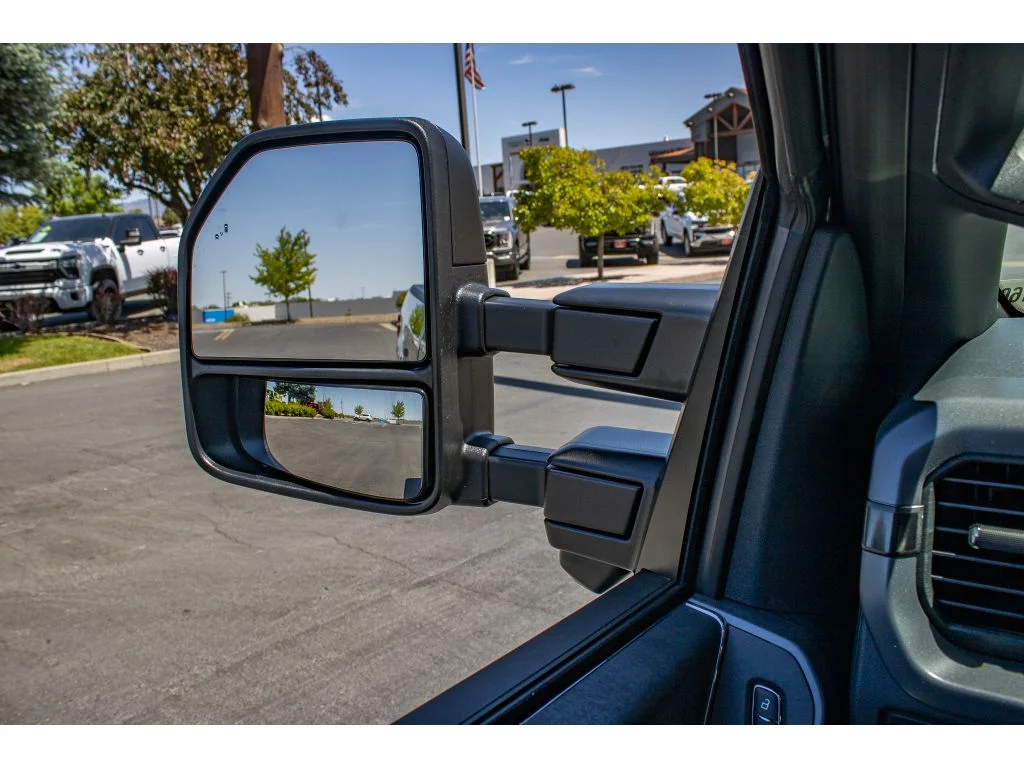 New 2026 CARBONIZED GRAY METALLIC Ford XLT image 40