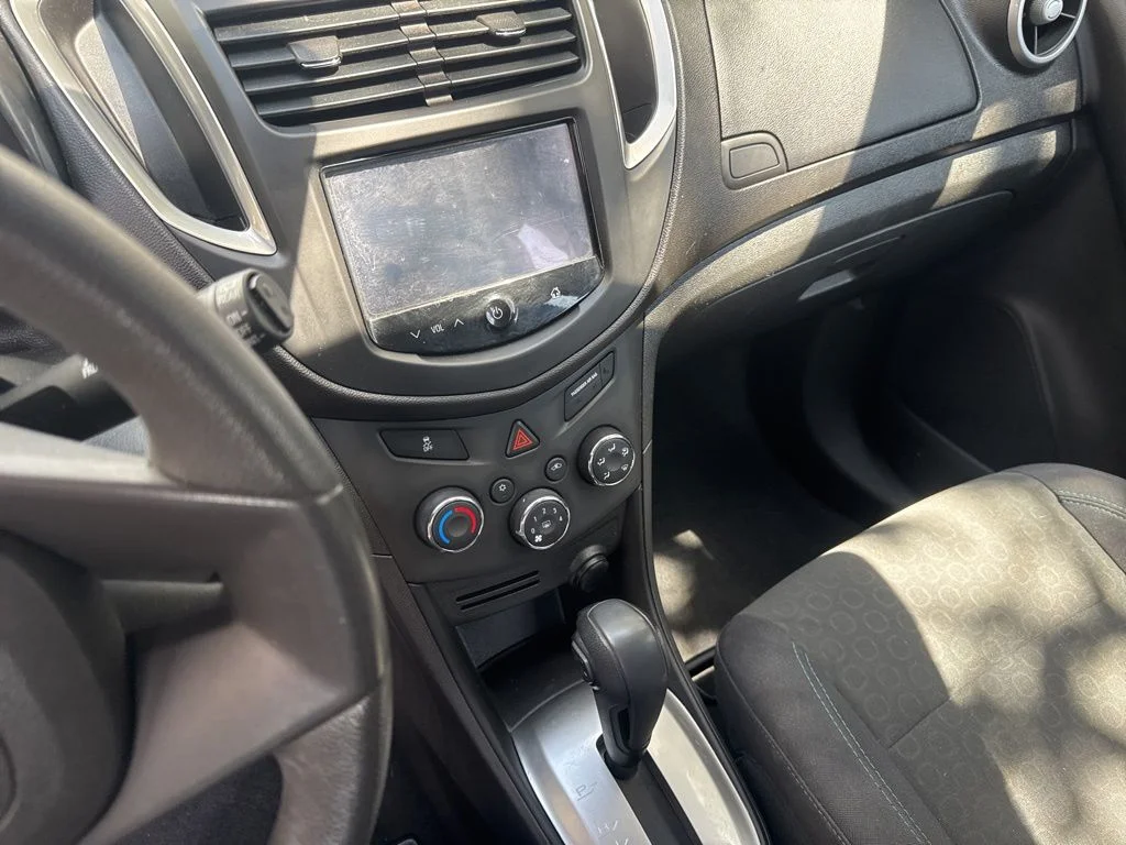 Used 2016 Gray Chevrolet LS image 7