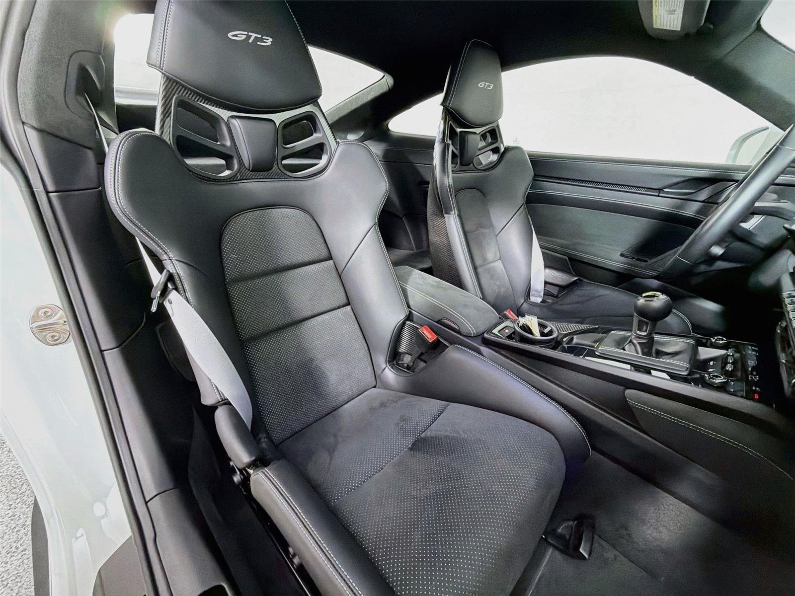 Certified Used 2022 Carrara White Metallic Porsche GT3 image 26