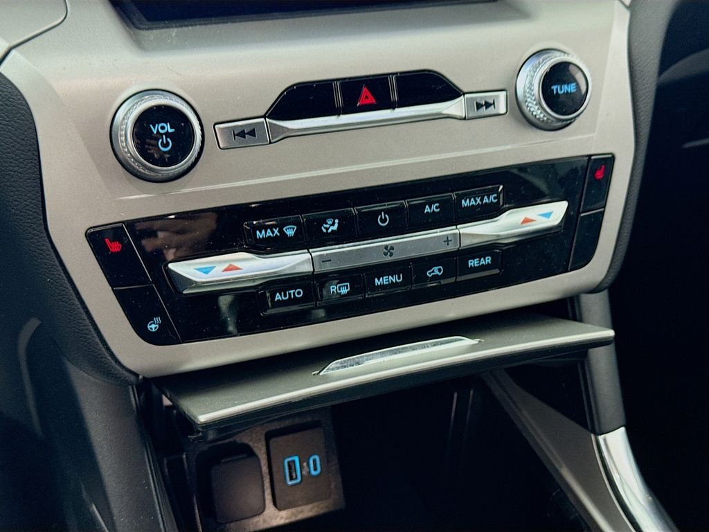 Used 2023 Stone Blue Metallic Ford XLT image 20