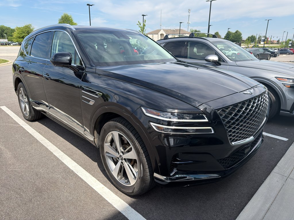 Used 2023 Vik Black Genesis Advanced + image 1