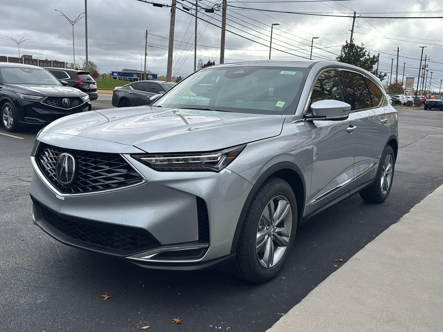 New 2026 Solar Silver Metallic Acura SH-AWD image 4