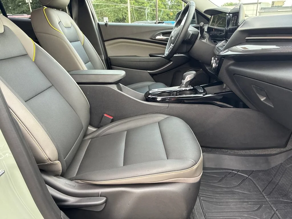 Used 2026 Cacti Green Chevrolet ACTIV image 24