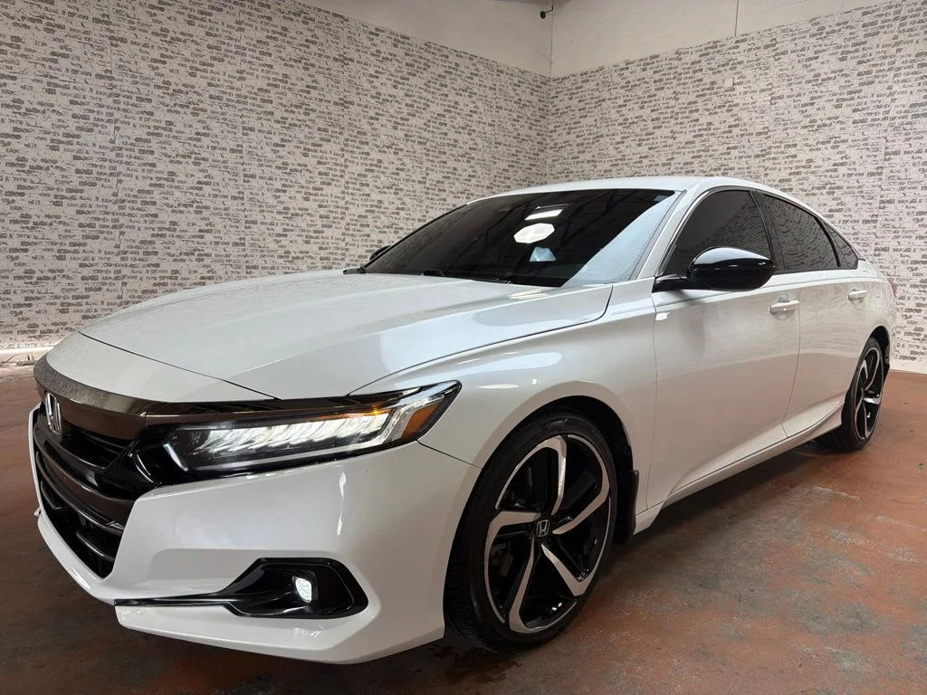 Used 2022 Platinum White Pearl Honda Sport image 3