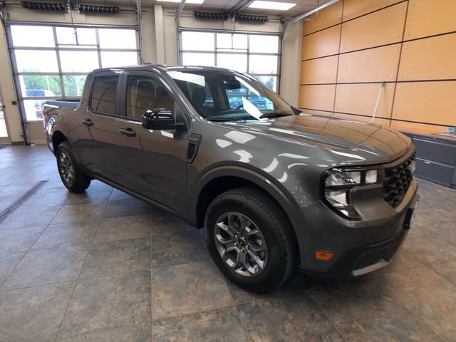 New 2026 Carbonized Gray Metallic Ford XLT image 1