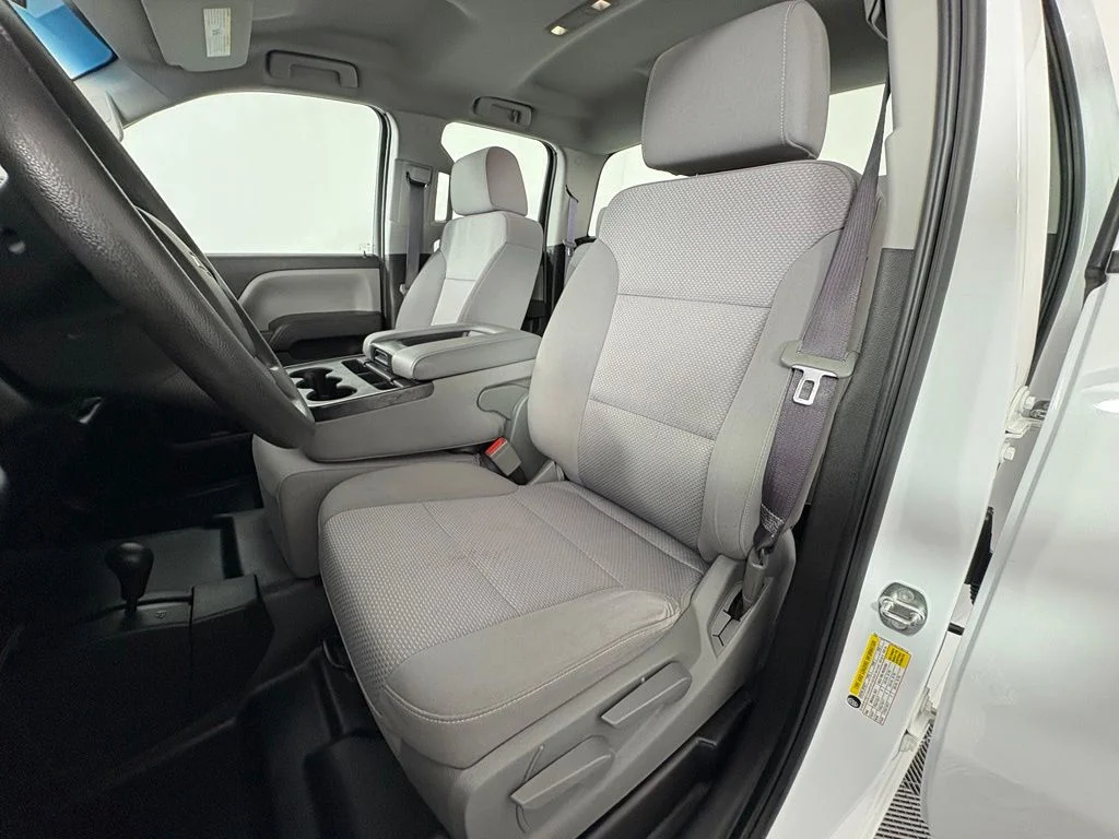 Used 2017 White Chevrolet WT image 16
