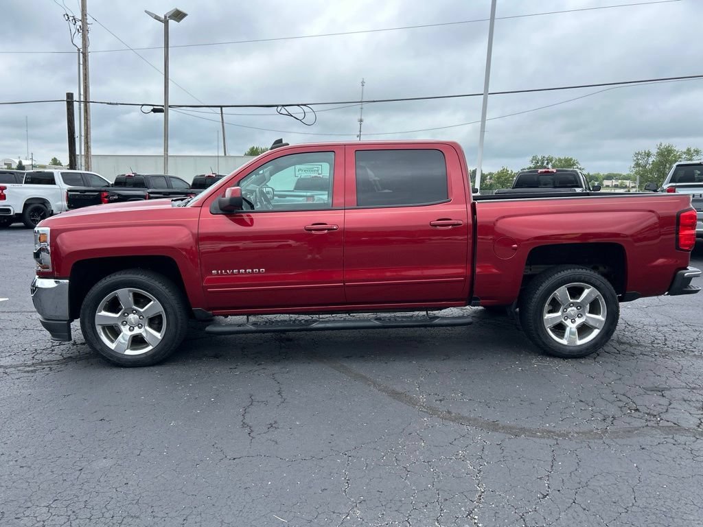 Used 2018 CAJUN RED TINTCOAT Chevrolet LT image 8