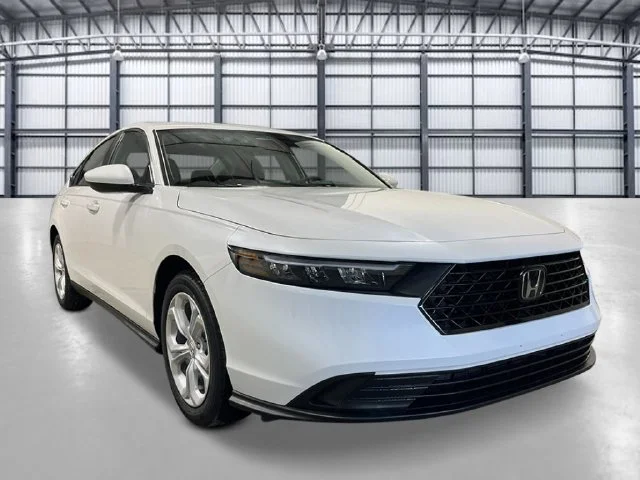 New 2026 Platinum White Pearl Honda LX image 8