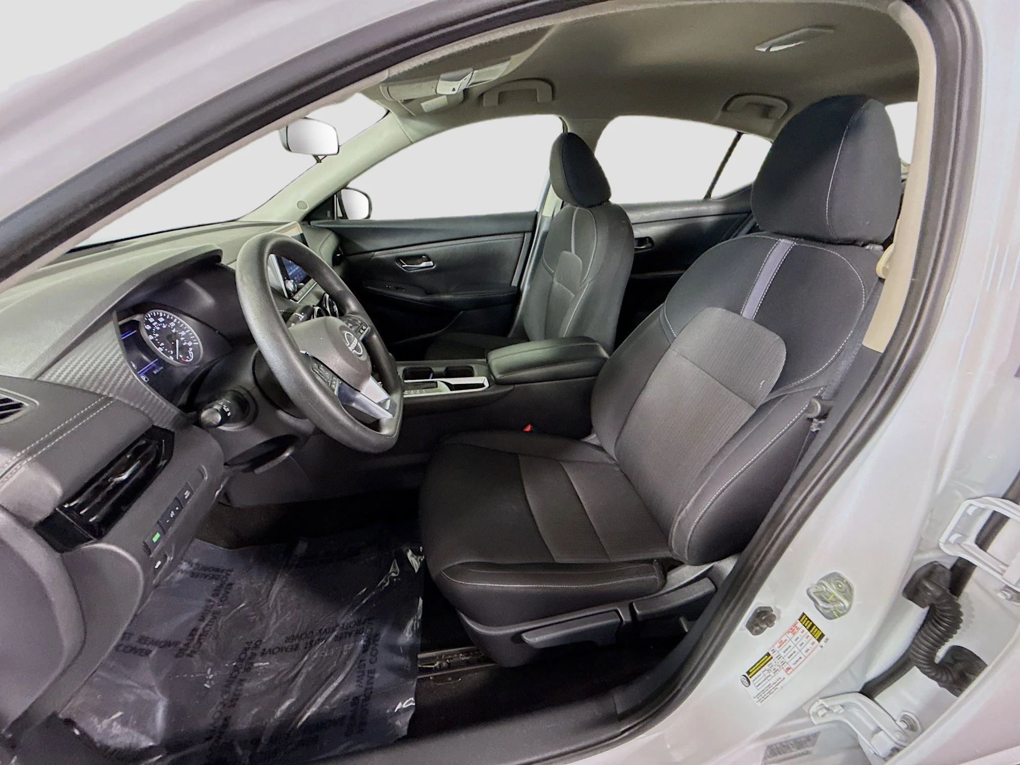 Used 2024 Fresh Powder Nissan SV image 18
