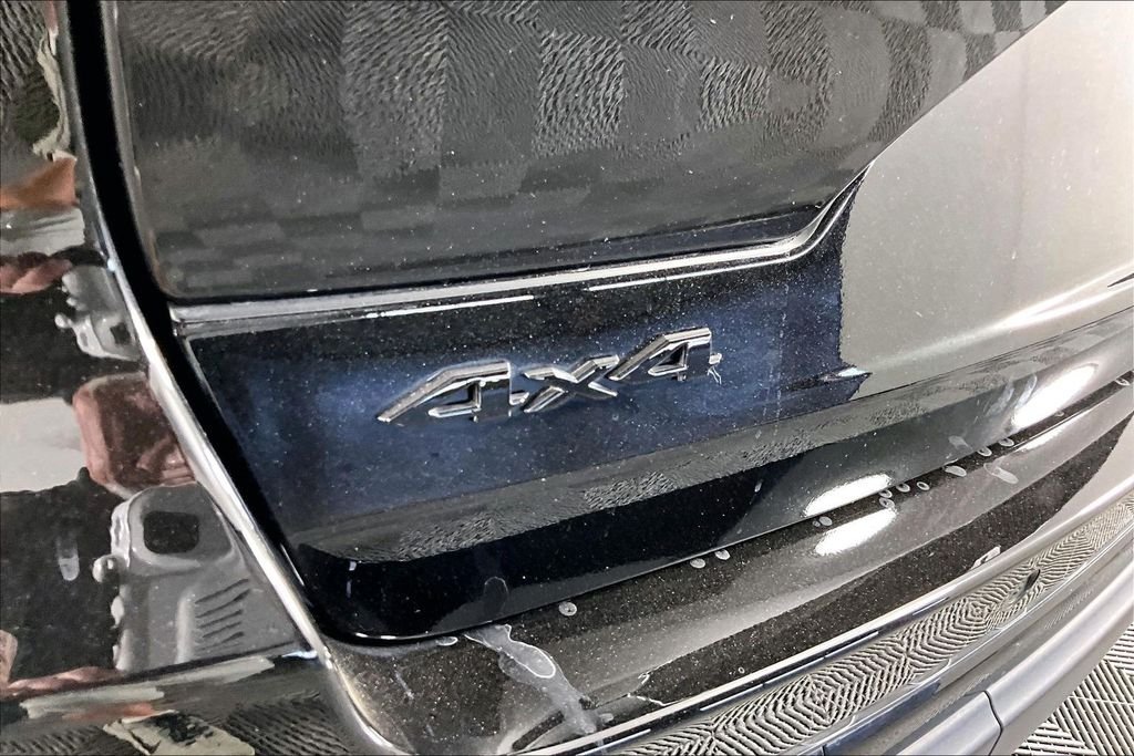 Used 2025 Black Jeep Altitude X image 22