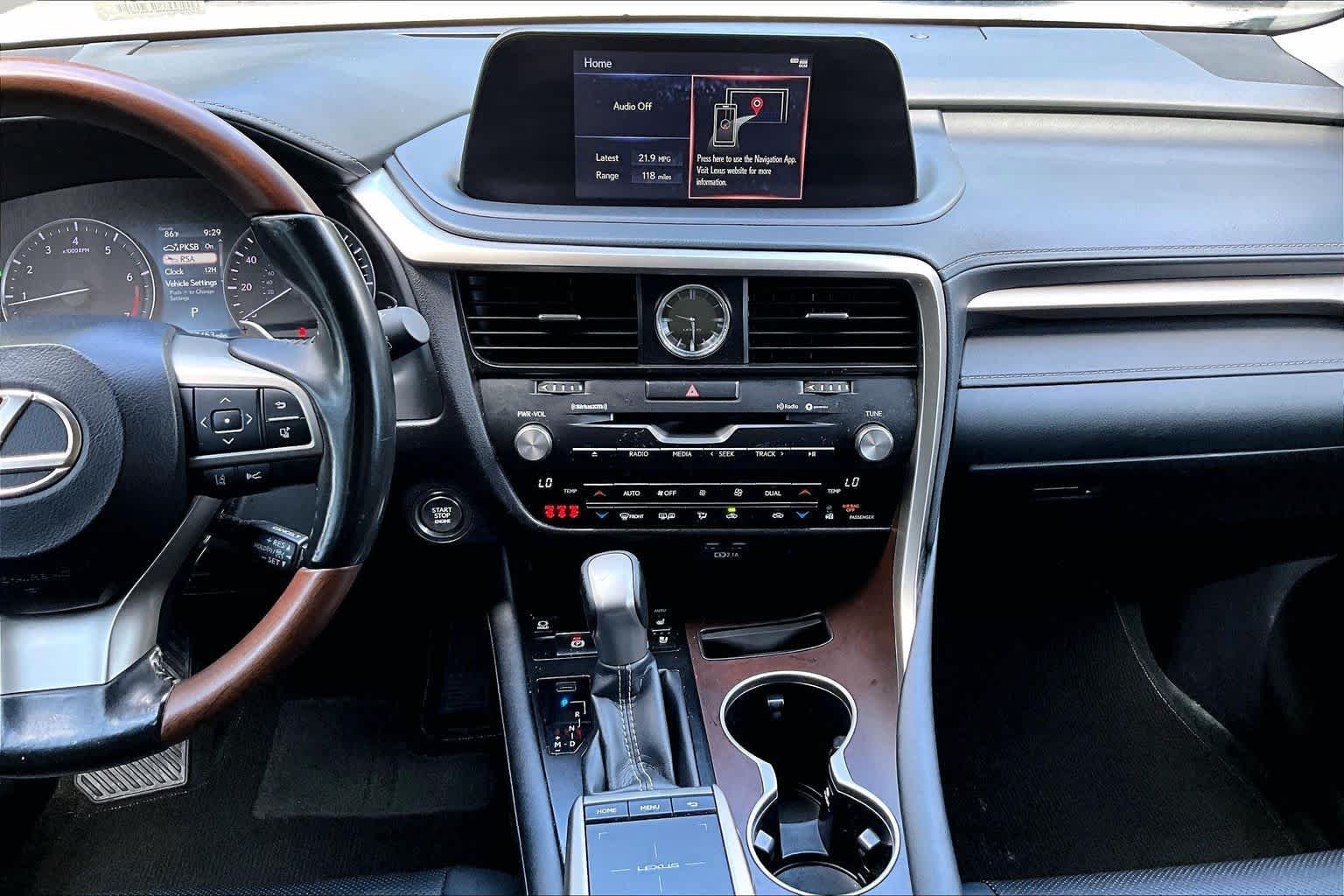Used 2021 Eminent White Pearl Lexus  image 7