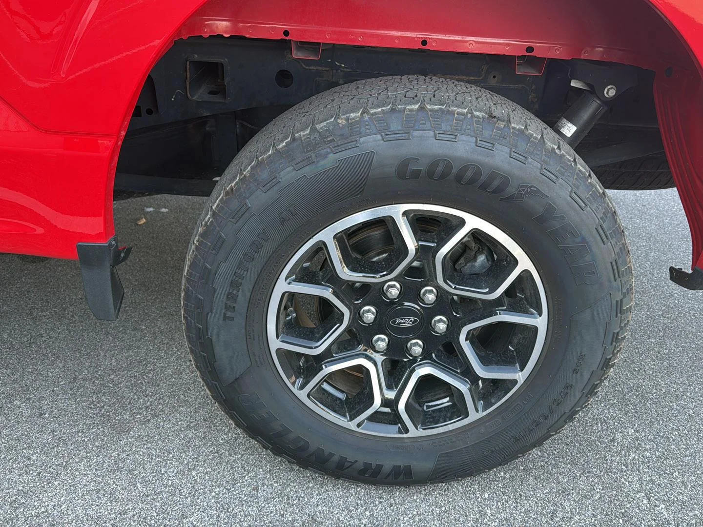 Used 2022 Race Red Ford XLT image 16
