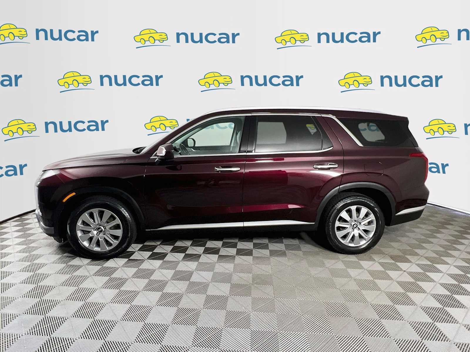 Certified Used 2024 Sierra Burgundy Hyundai SEL 7P image 4