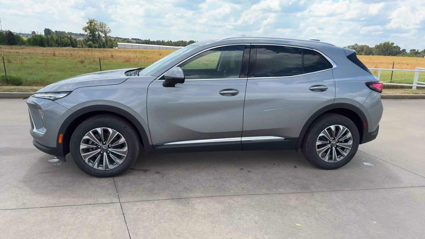 New 2026 Moonstone Gray Metallic Buick Preferred image 5