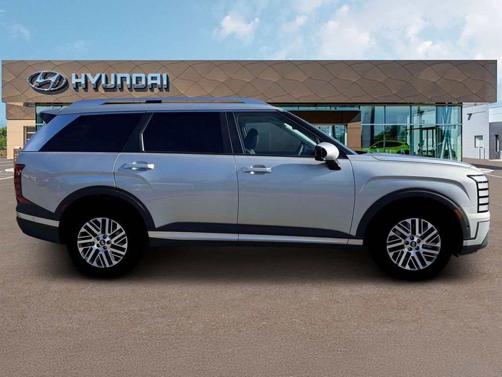 New 2026 Silver Hyundai SEL Premium image 9