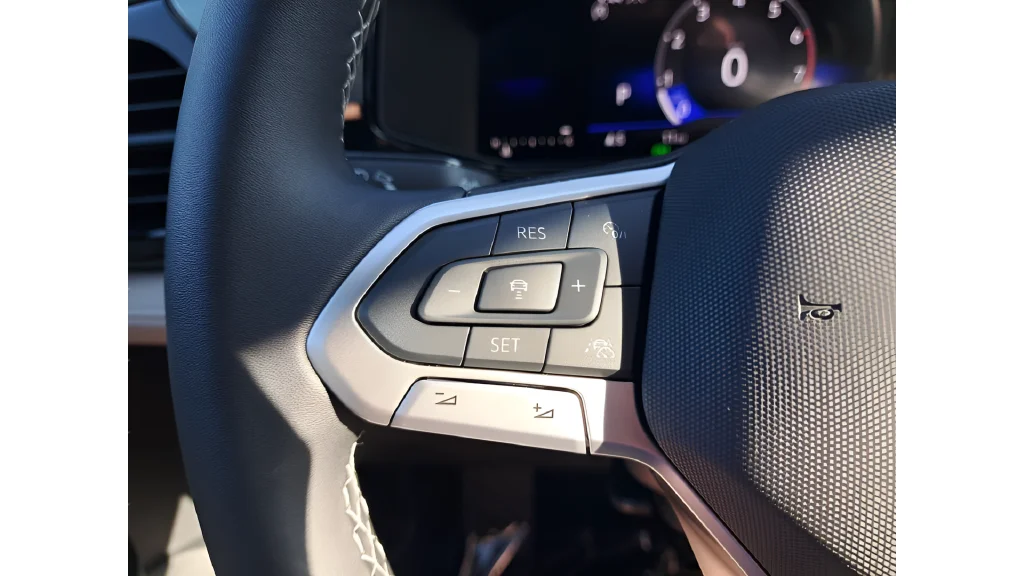 New 2025 Gray Volkswagen 1.5T S image 30
