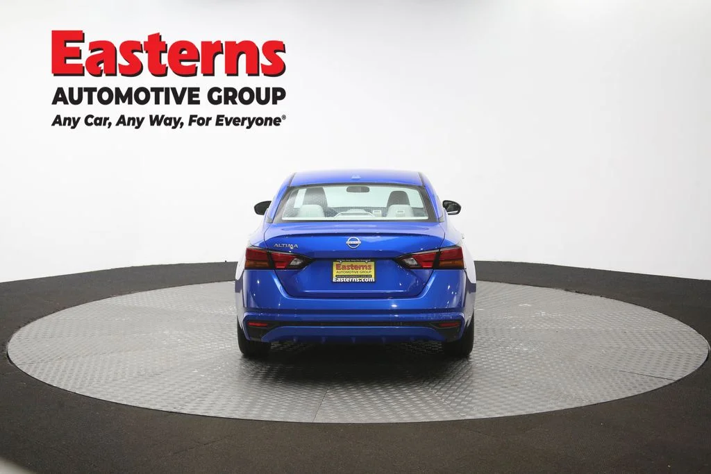 Used 2025 Blue Nissan 2.5 SV image 35
