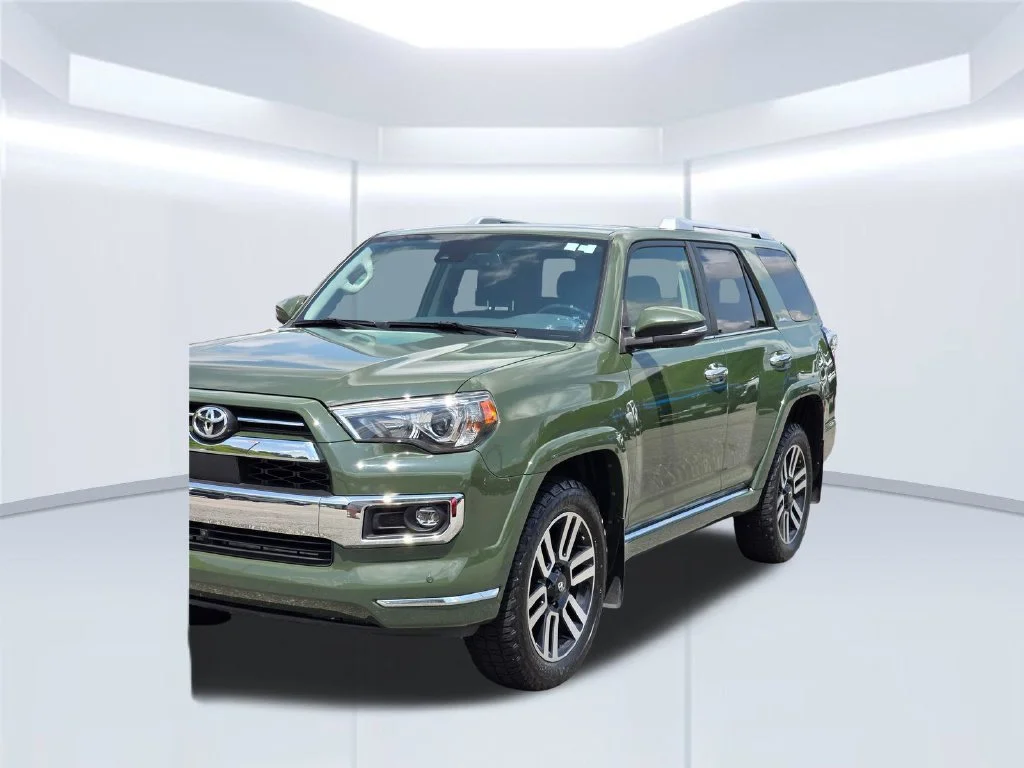 Used 2022 Green Toyota Limited image 54