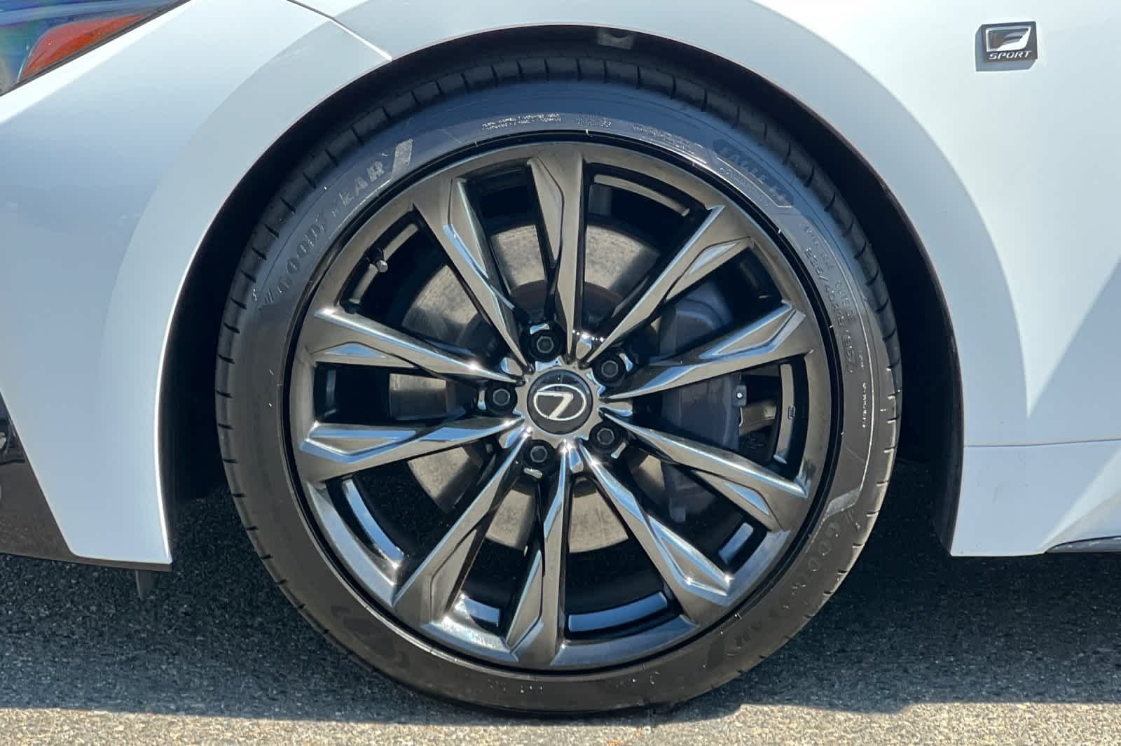 2024 Lexus IS 350 F SPORT - Photo 30