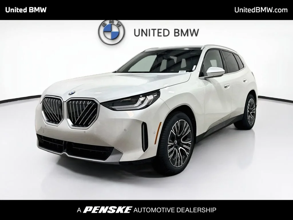 New 2026 Mineral White Metallic BMW 30 xDrive image 1