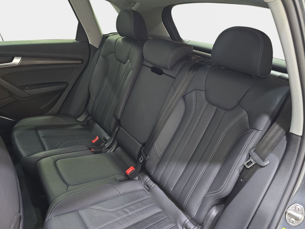 Used 2024  Audi 45 S line Premium image 16