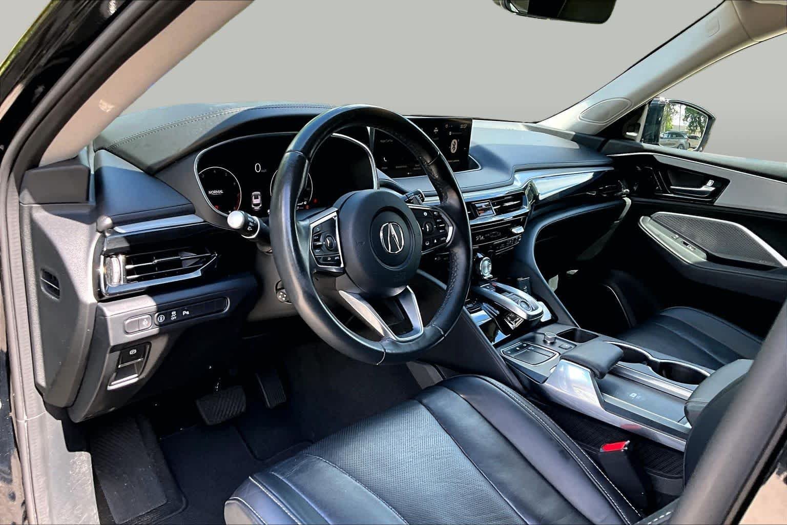 Used 2023 Majestic Black Pearl Acura w/Technology Package image 18