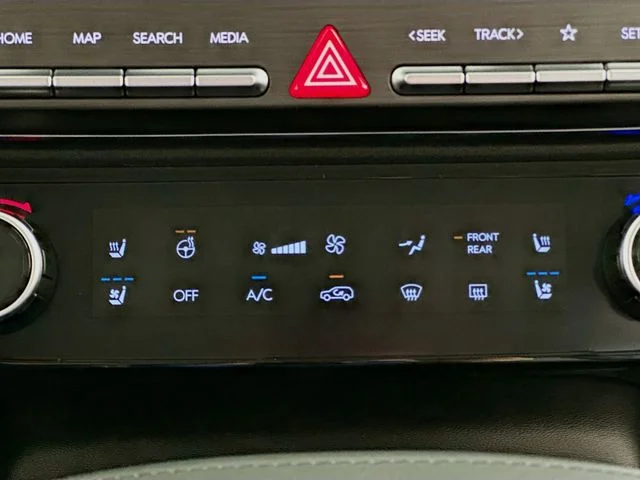 New 2026 Black Hyundai SEL Premium image 19