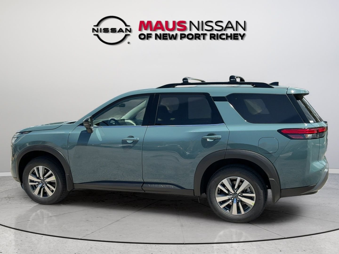 New 2026 Green Nissan SL image 7