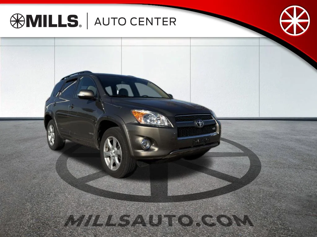 Used 2010  Toyota Limited image 1