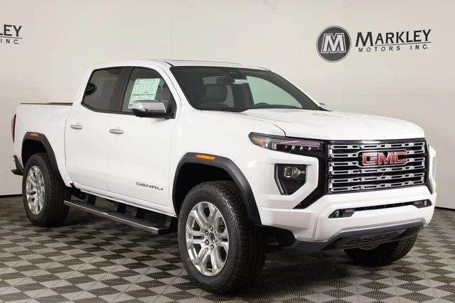 2026 GMC Canyon 4WD Denali Crew Cab Short Box's photo
