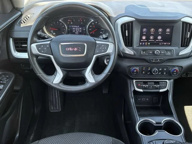 Used 2023 Summit White GMC SLE image 12