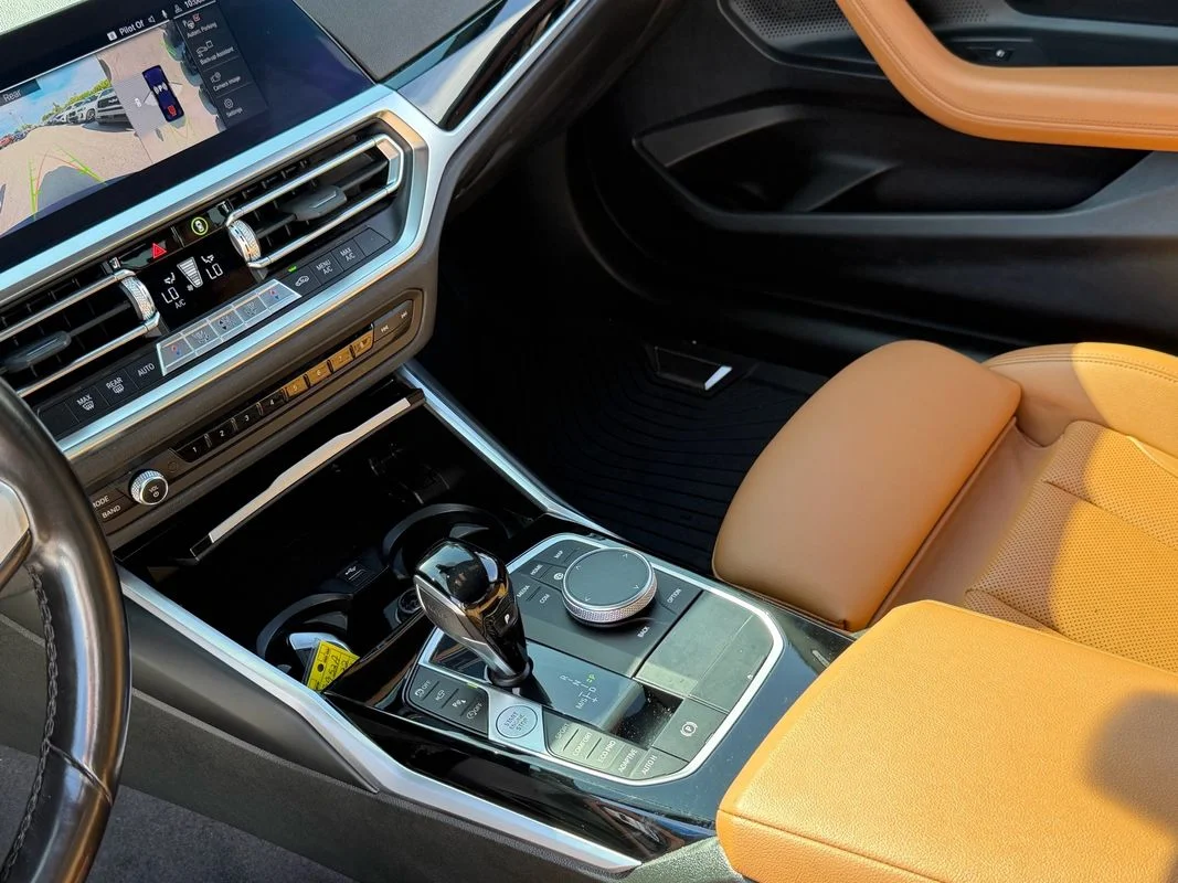 Used 2022  BMW i xDrive image 19