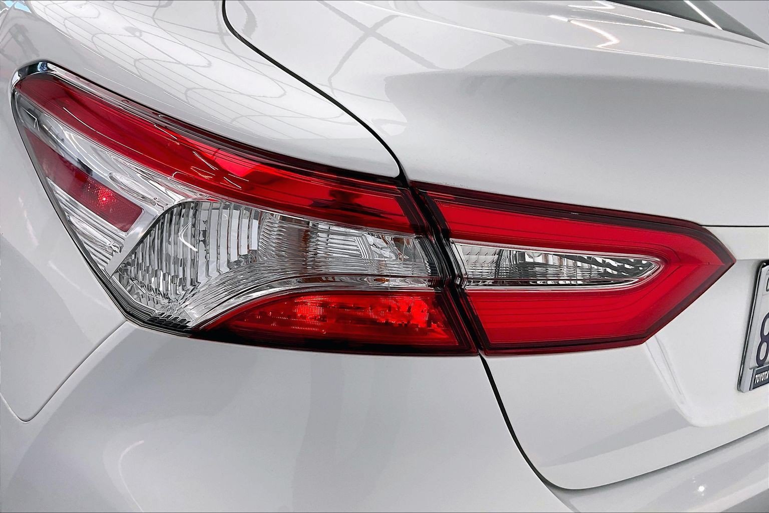 Used 2020 Super White Toyota LE image 30