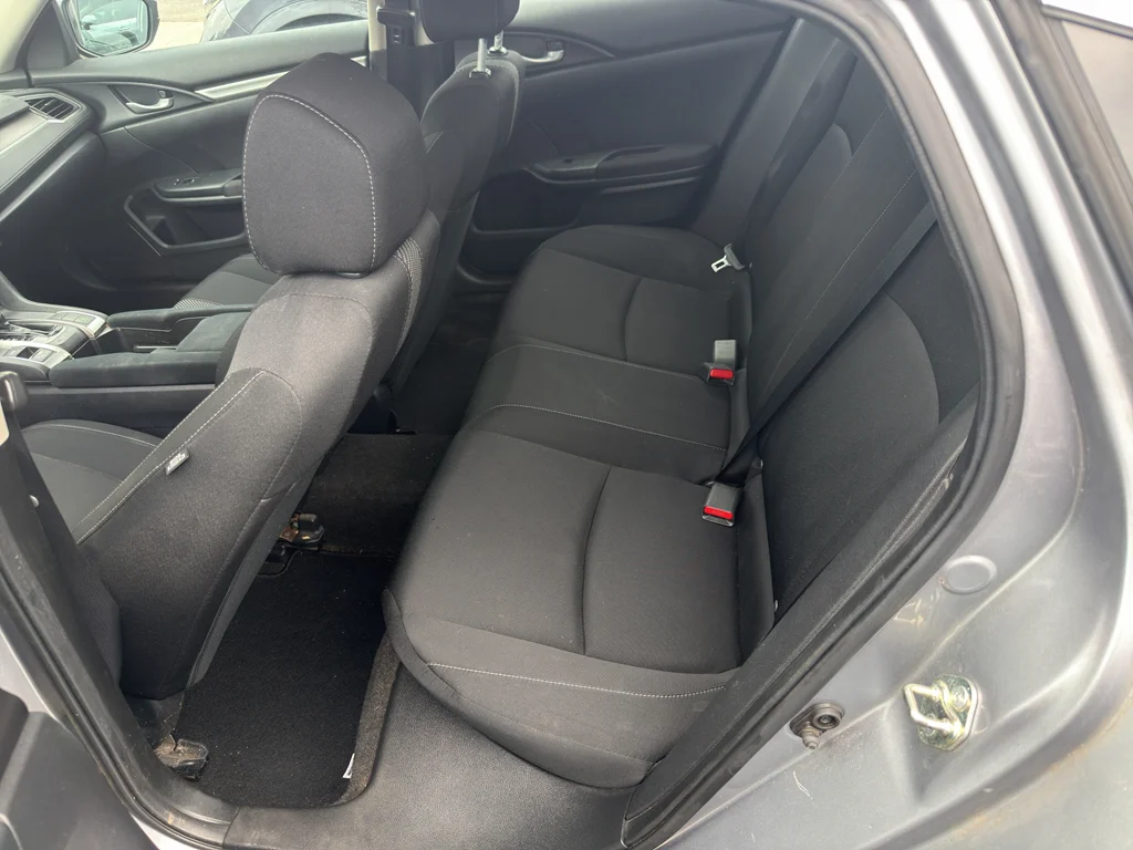Used 2017 Lunar Silver Metallic Honda LX image 5