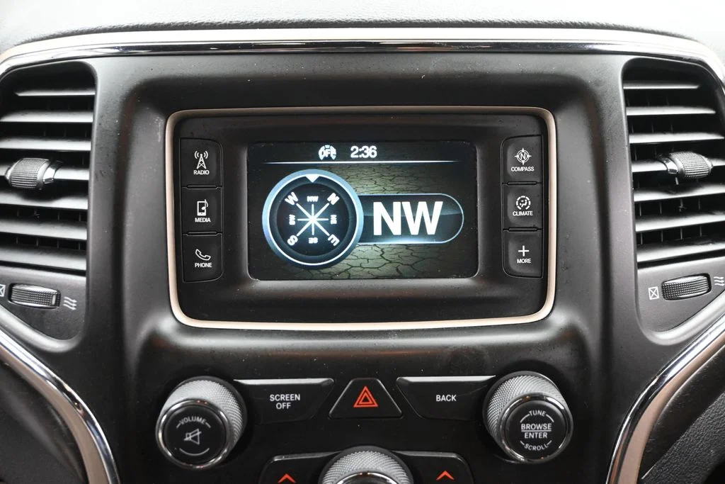 Used 2016 Gray Jeep Laredo image 20