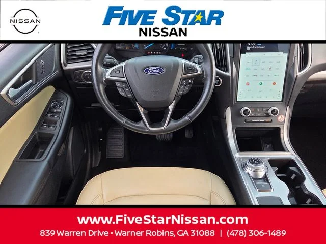 Used 2023 Silver Ford SEL image 7