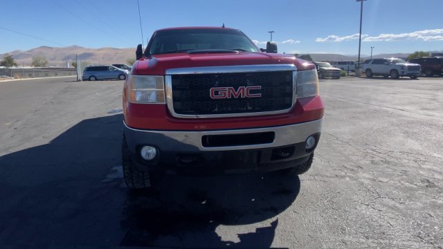 Used 2011 Fire Red GMC SLE image 3