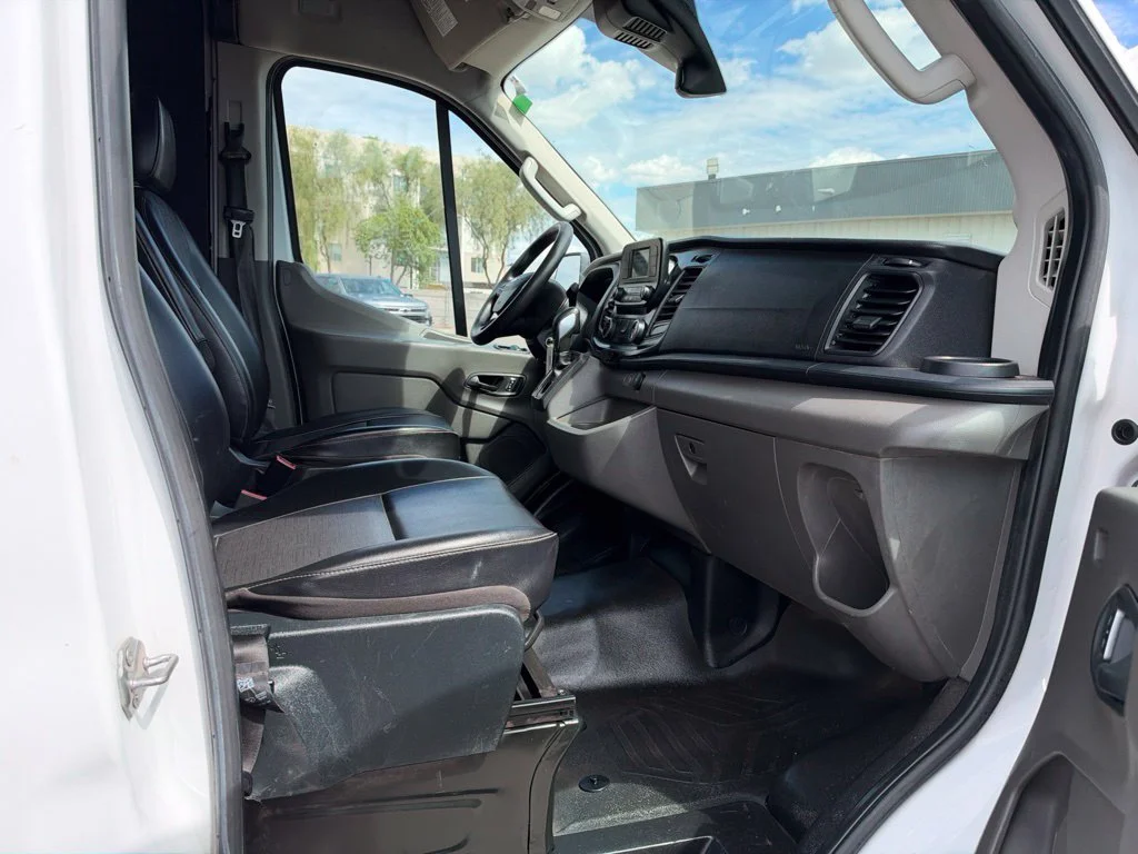 Used 2023 White Ford Base image 19