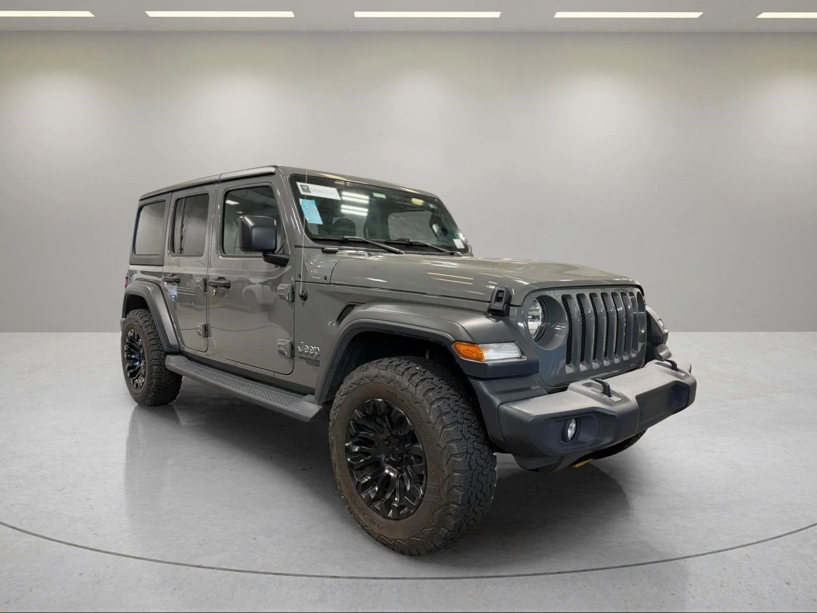 Used 2020 Sting-Gray Clearcoat Jeep Sport S image 15