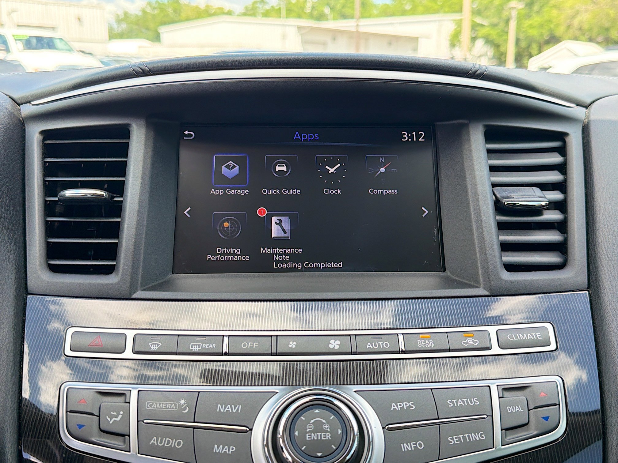 Used 2017 Majestic White INFINITI Base image 29