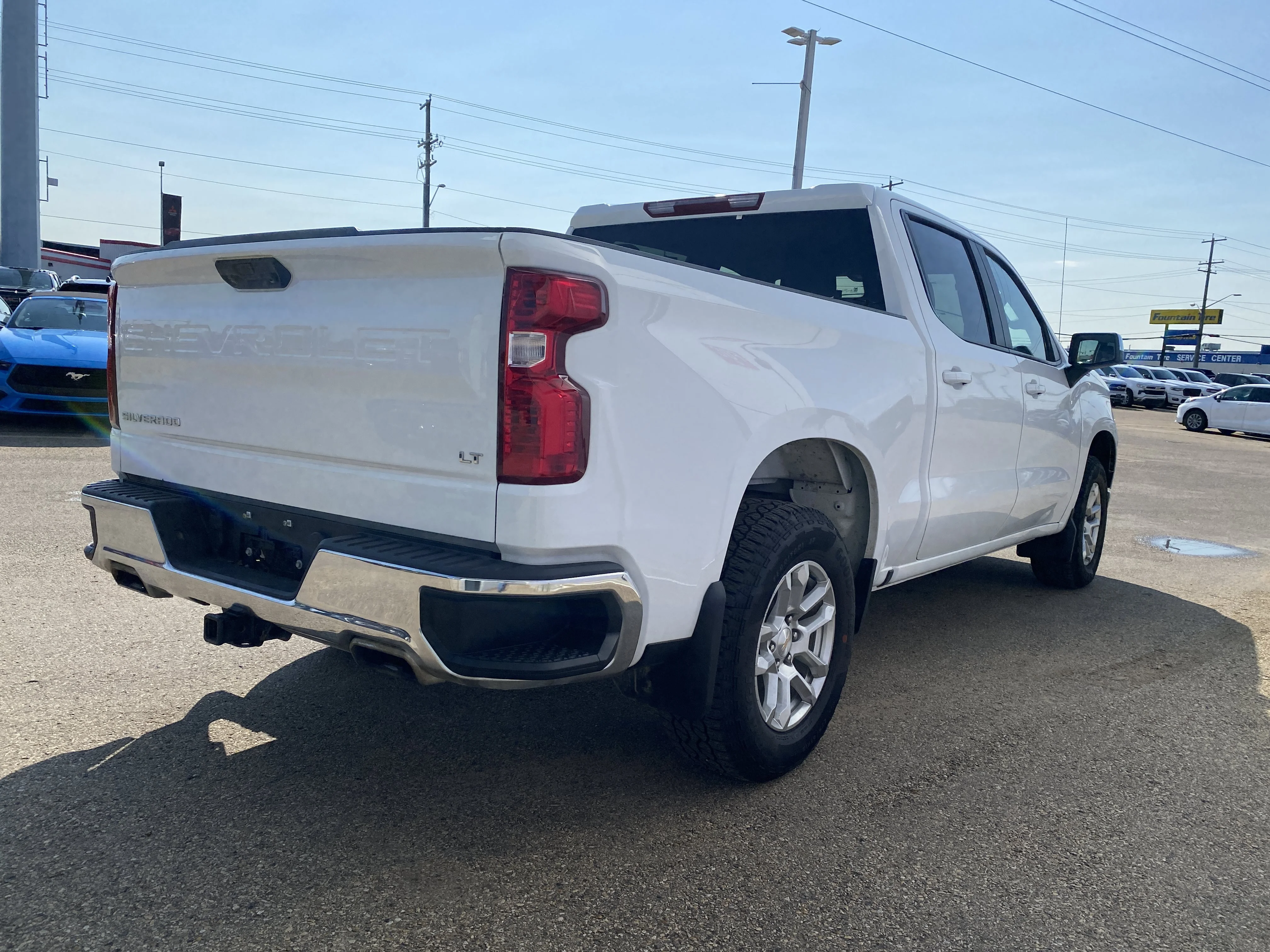 Used 2024 White Chevrolet LT Crew Cab  * HEATED FRONT SEATS * TOW PACKAGE * image 5