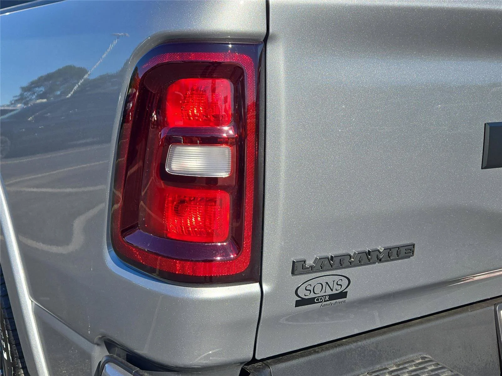2026 RAM 1500 Laramie - Photo 9