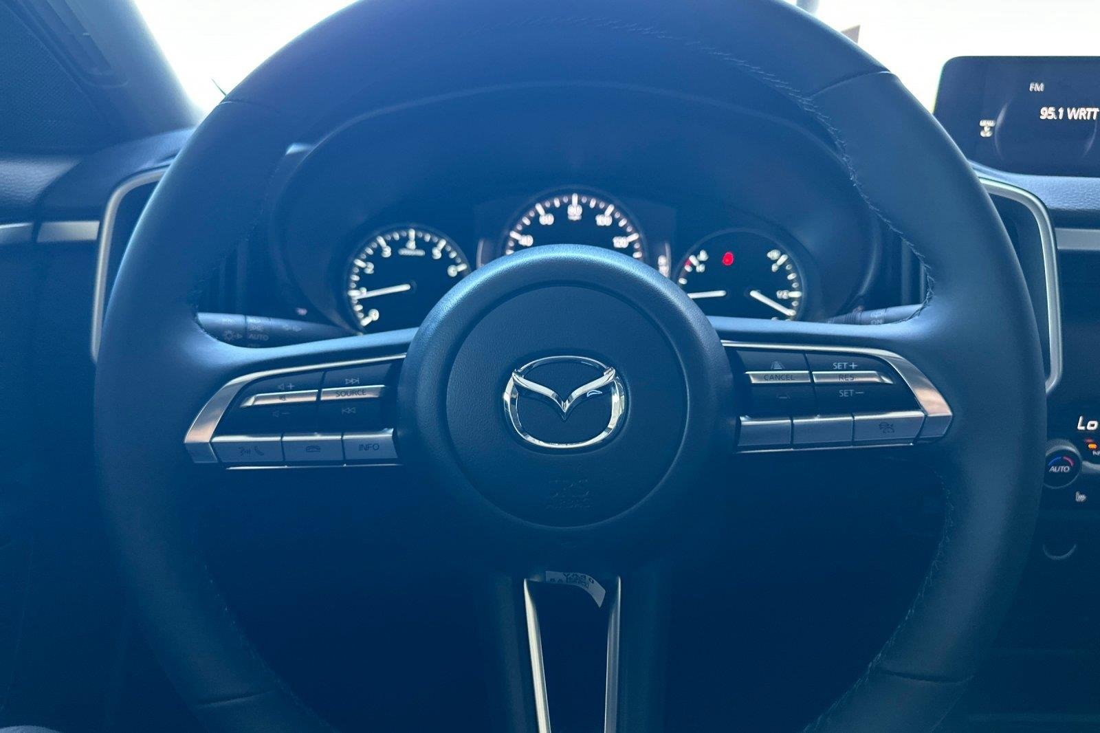New 2026 Wind Chill Pearl Mazda 2.5 S Preferred image 26