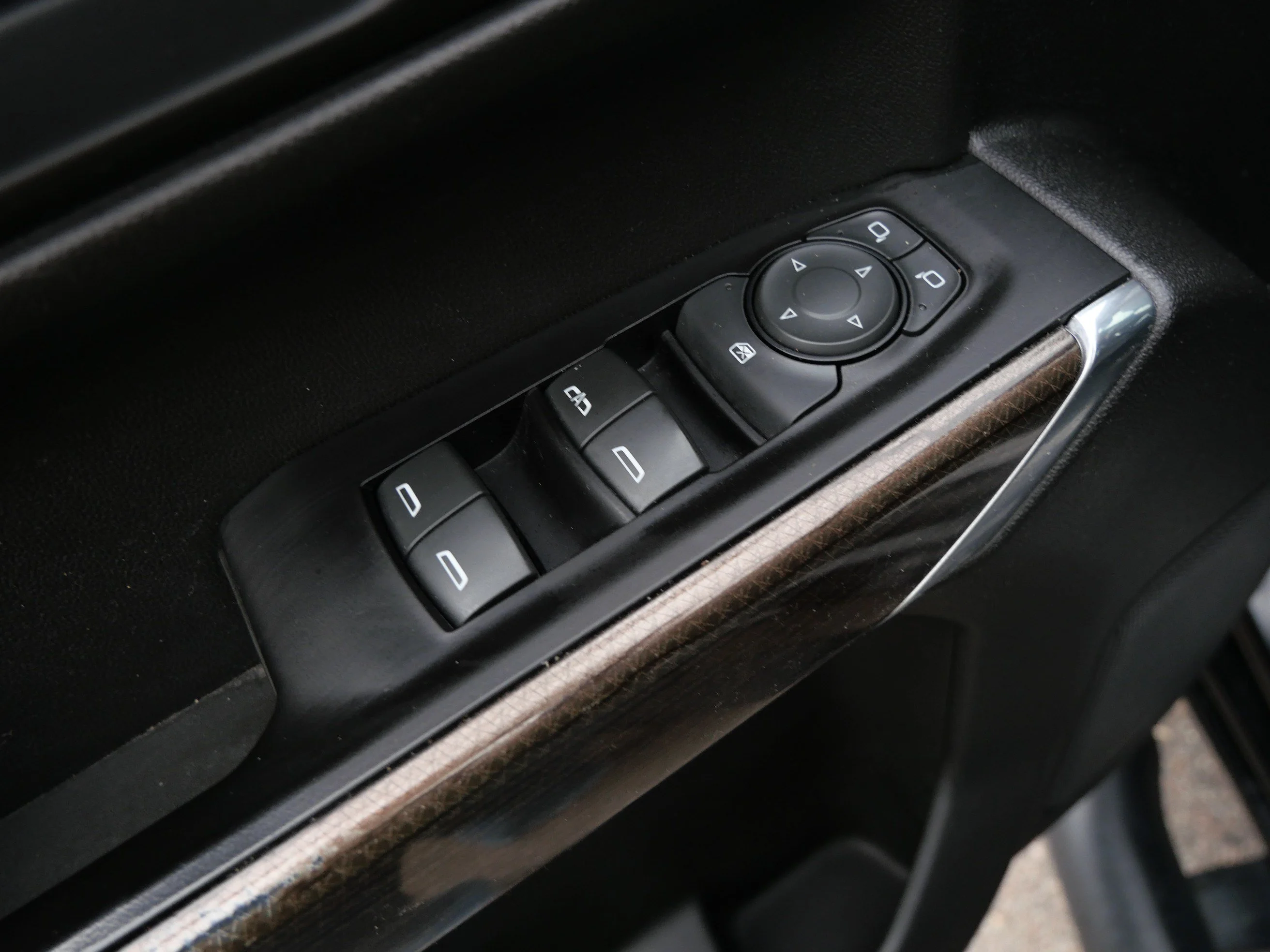 Used 2019 Black Chevrolet LT Trail Boss image 22