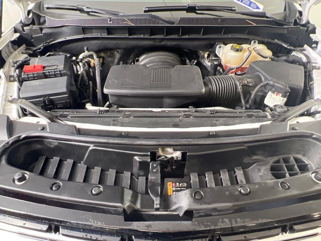 Used 2023 Summit White Chevrolet LT image 38