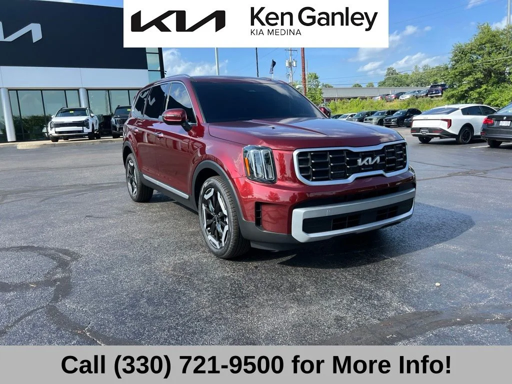 Used 2024 Red Kia S image 6